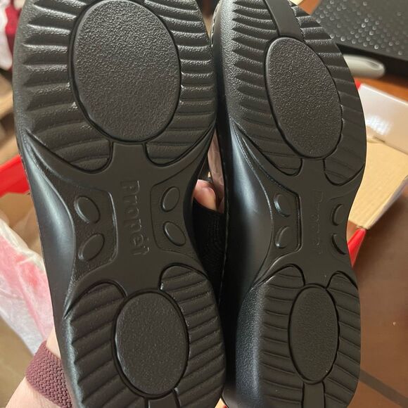 NWT PROPET Gabbie Black Size 6X(2E) Sandals Slingback Extra Cushioned Open Toe - Picture 9 of 12